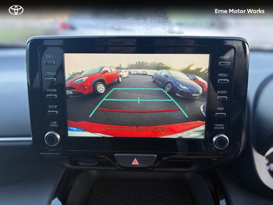 2024 Toyota Yaris Cross YARIS CROSS LUNA SPORT €30,950