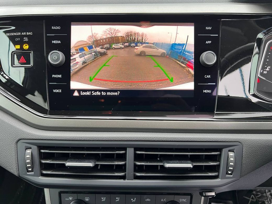 2019 Volkswagen Polo COMFORTLINE 1.0 TSI AUTO // FULL SERVICE HISTORY // DIAMOND CUT ALLOYS // APPLE CARPLAY/ANDROID AUTO €16,900