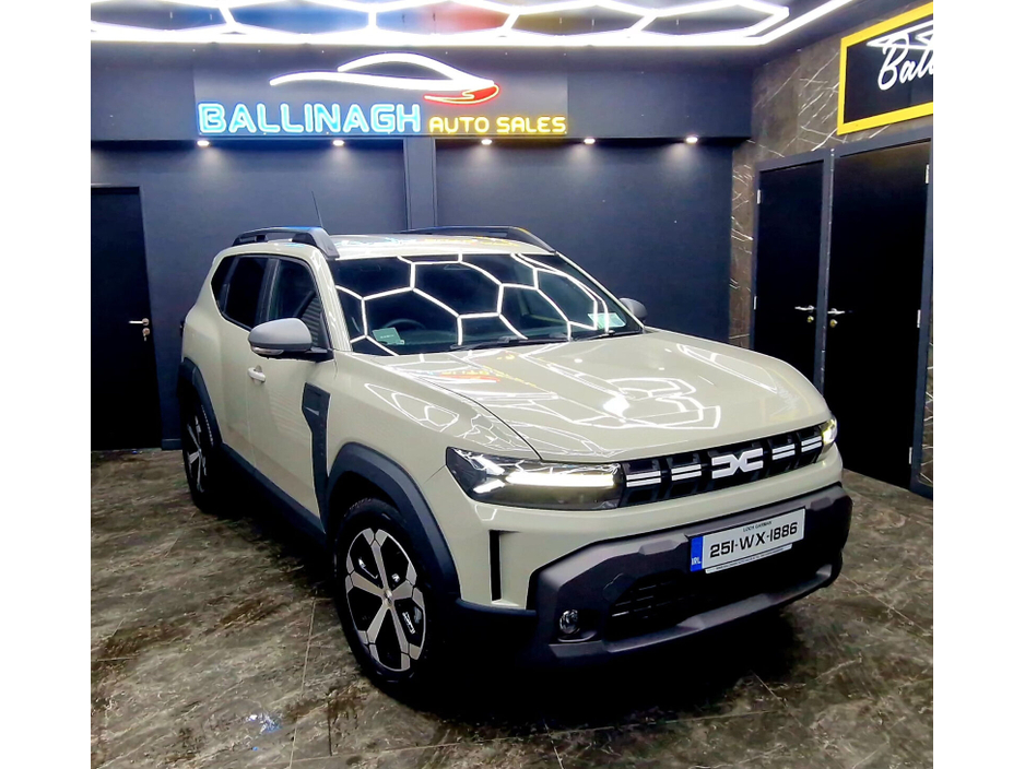 2025 Dacia Duster - image 5