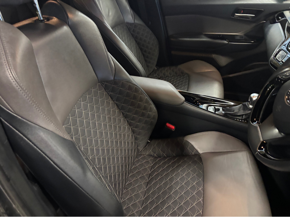 2023 Toyota C-HR HYBRID SOL 4DR AUTO €24,499