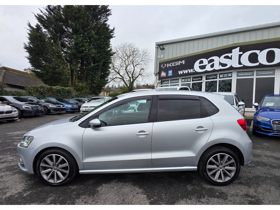 2016 Volkswagen Polo - image 13