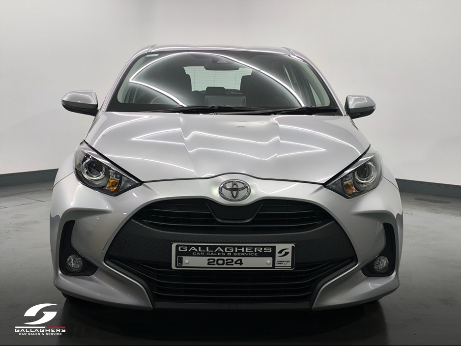 2024 Toyota Yaris (241) LUNA 1.5 PETROL IRISH CAR 1 OWNER €22,495