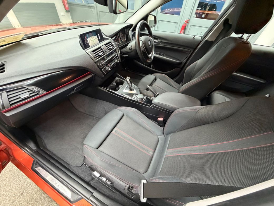 2016 BMW 1 Series - image 25