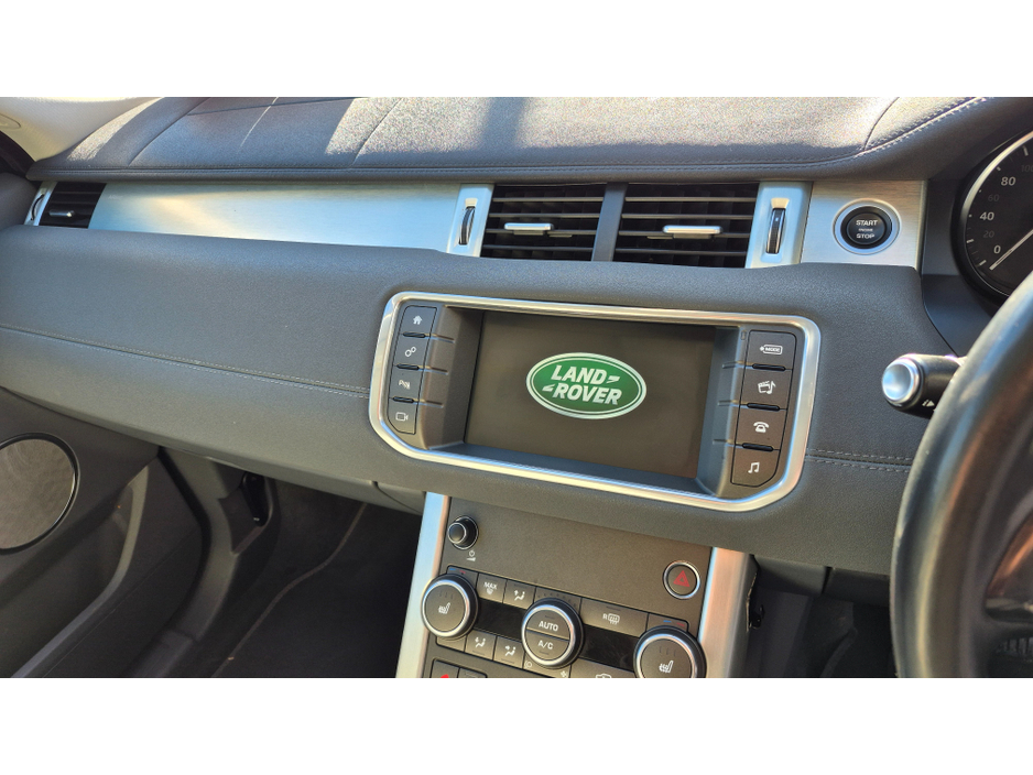 2019 Land Rover Range Rover Evoque - image 17