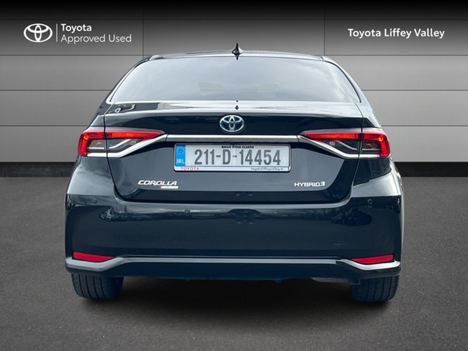 2021 Toyota Corolla - image 4