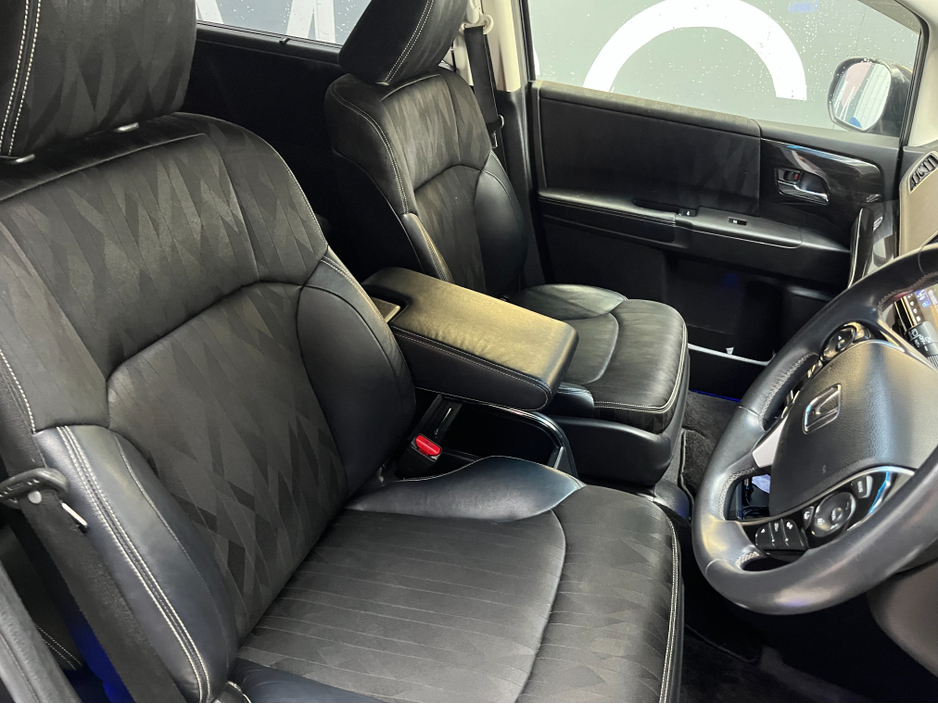 2018 Honda Odyssey - image 9