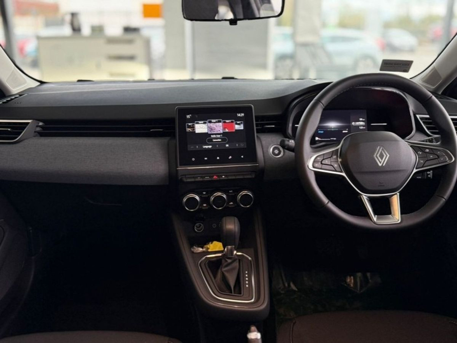 2026 Renault Clio Hybrid /Petrol 145 BHP EVOLUTION €31,195