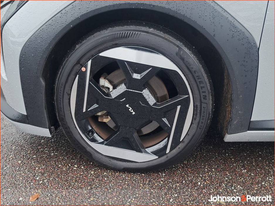 2025 Kia EV4 EV4 5 HB EARTH K3 LR 5DR AUTO