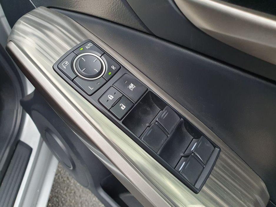 2018 Lexus IS 300 h HALF LEATHER * 2.5 SELF CHARGING HYBRID