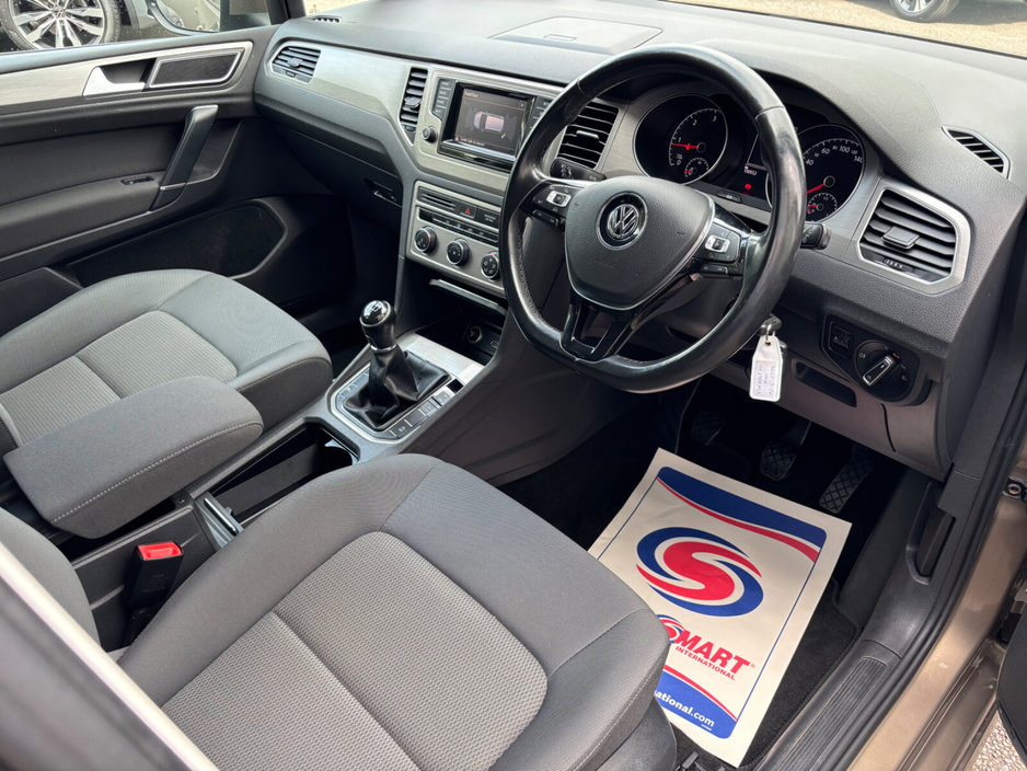 2015 Volkswagen Golf SV 1.6 TDI 110 bhp Comfortline €10,950