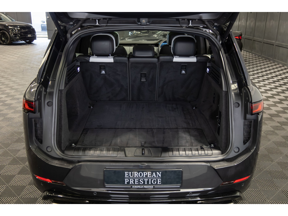 2022 Land Rover Range Rover Sport - image 13