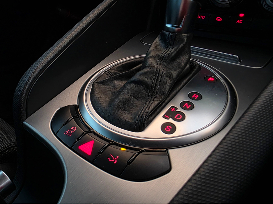 2012 Audi TT - image 15