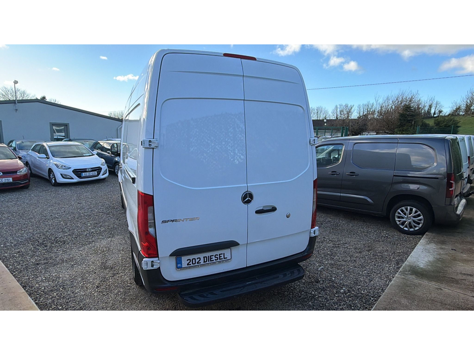 2020 Mercedes-Benz Sprinter - image 5