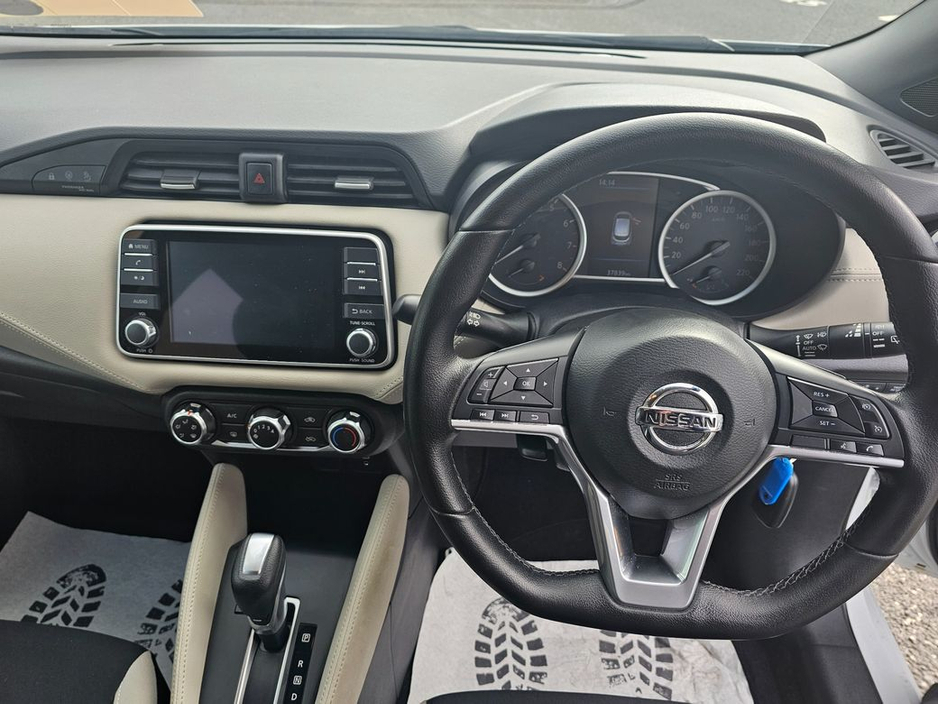 2022 Nissan Micra - image 10