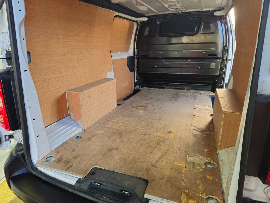 2023 Opel Vivaro  €15,500