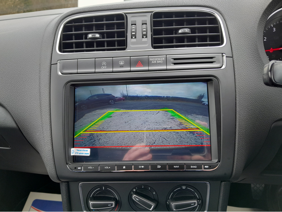 2016 Volkswagen Polo - image 28