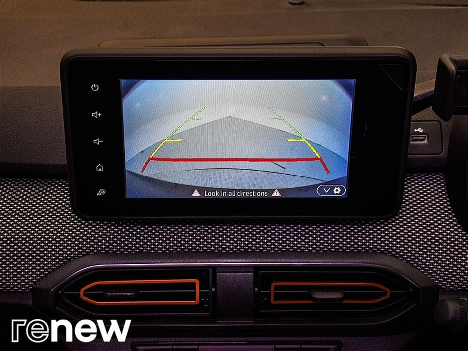 2022 Dacia Sandero Stepway - image 24