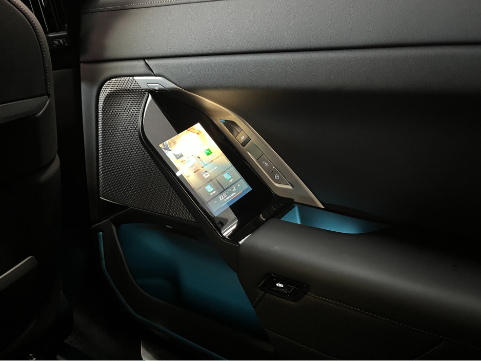 2024 BMW i7 - image 24