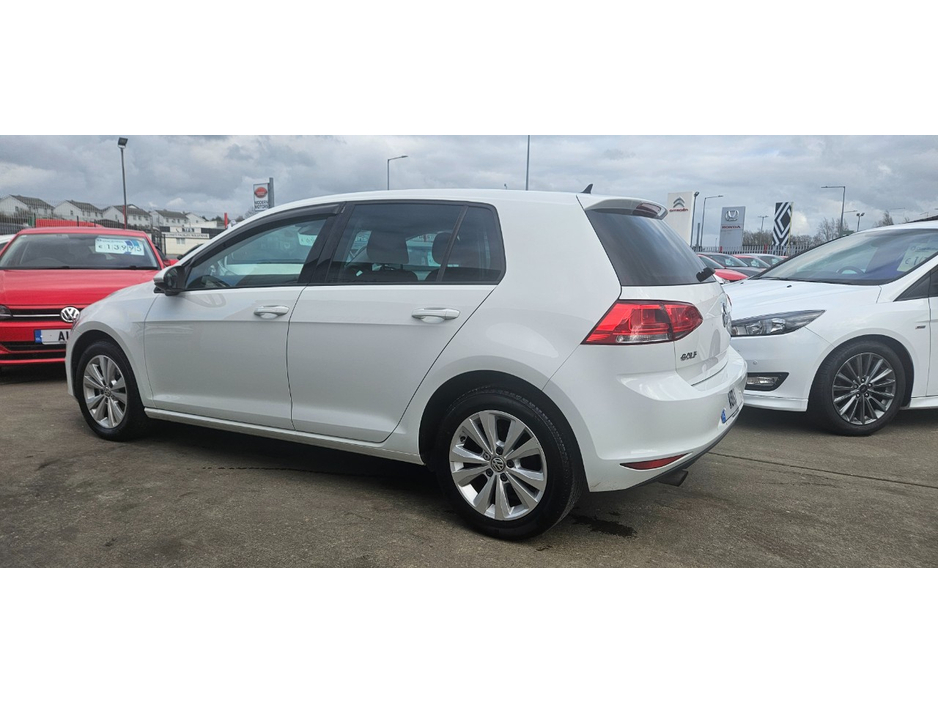 2016 Volkswagen Golf - image 7