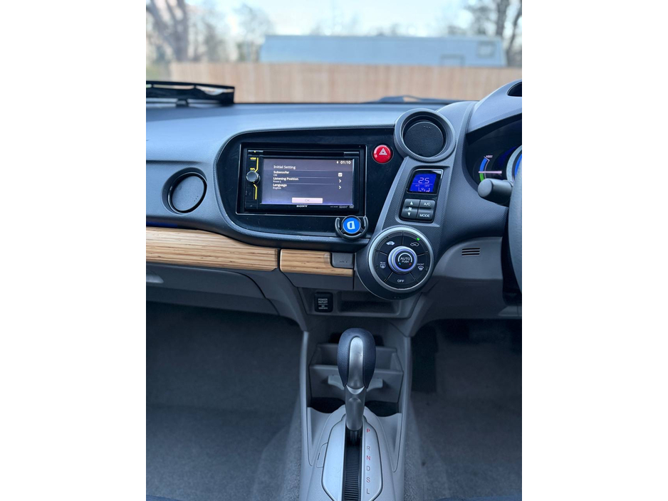 2009 Honda Insight - image 36