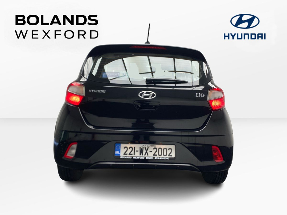 2022 Hyundai i10 - image 12