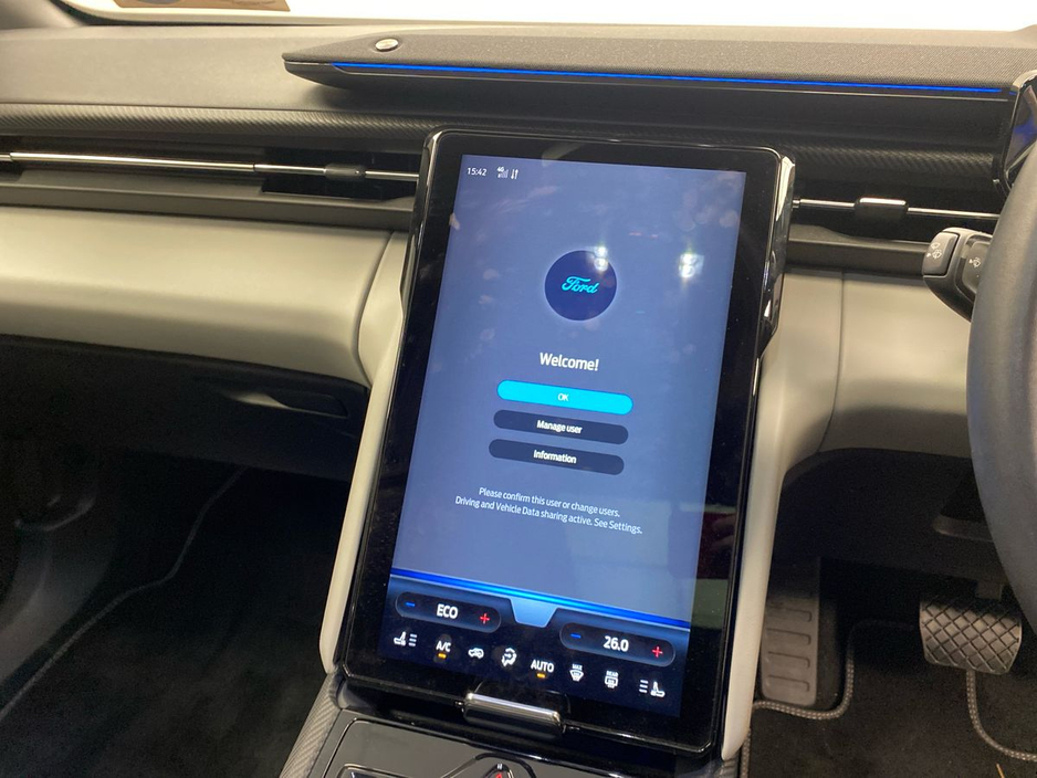 2025 Ford Explorer Premium 77kWh Extended Range RWD €42,995