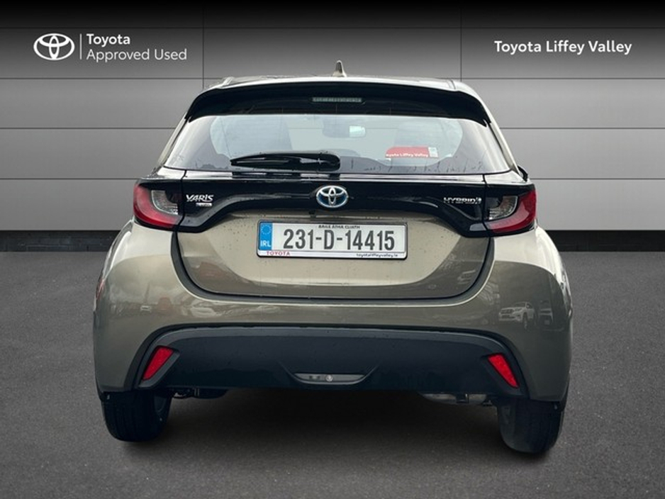 2023 Toyota Yaris 1.5 HYBRID LUNA 4DR AUTO €23,950