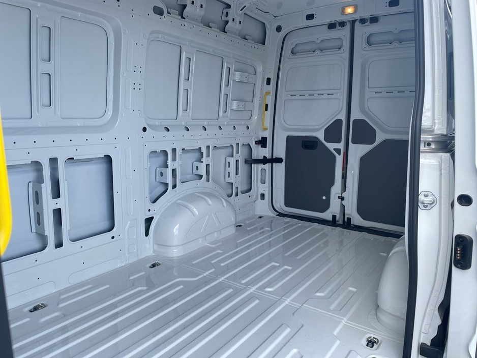 2025 Volkswagen Crafter  €36,475