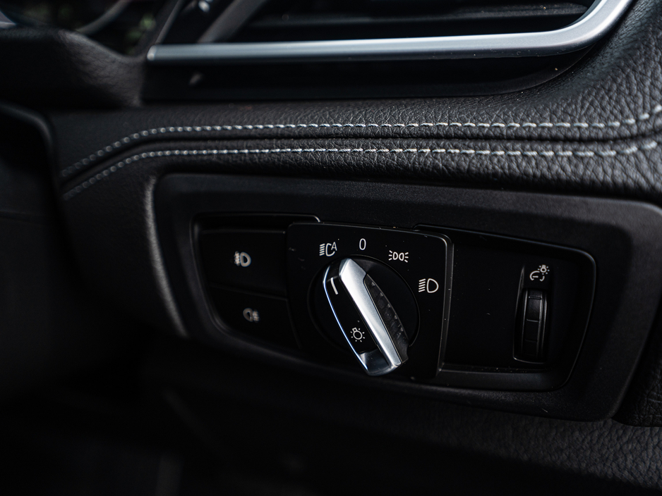 2017 BMW 2 Series - image 23