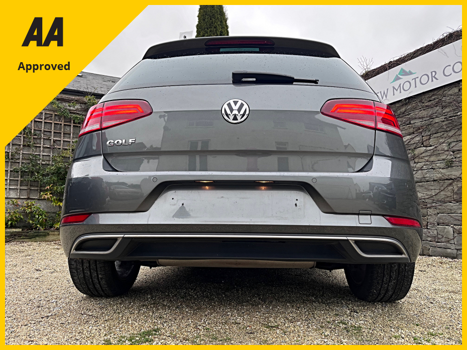 2019 Volkswagen Golf - image 9