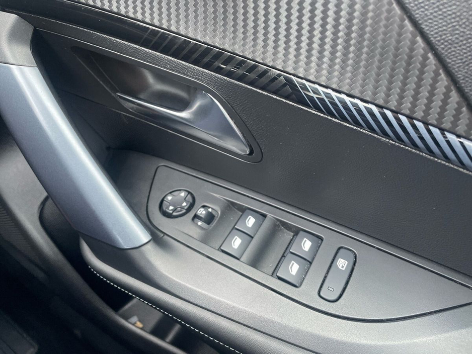 2020 Peugeot 2008 1.5 BlueHDI 100bhp Allure €18,975