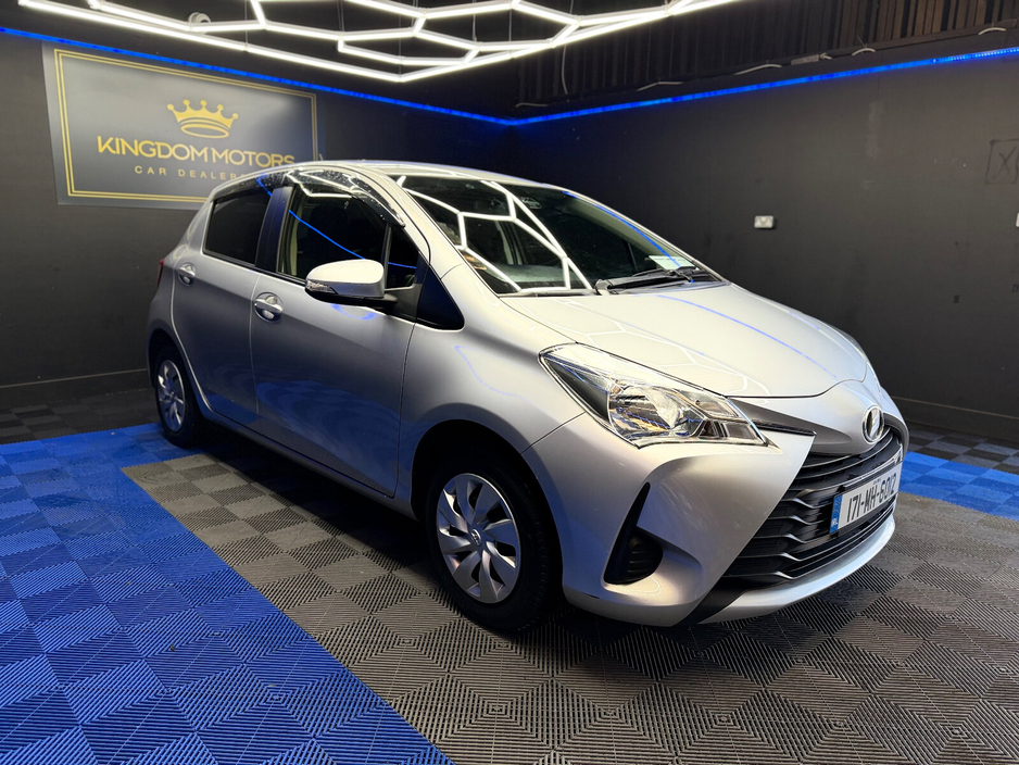 2017 Toyota Vitz 1.0 VVT-i 3Dr Terra €12,900