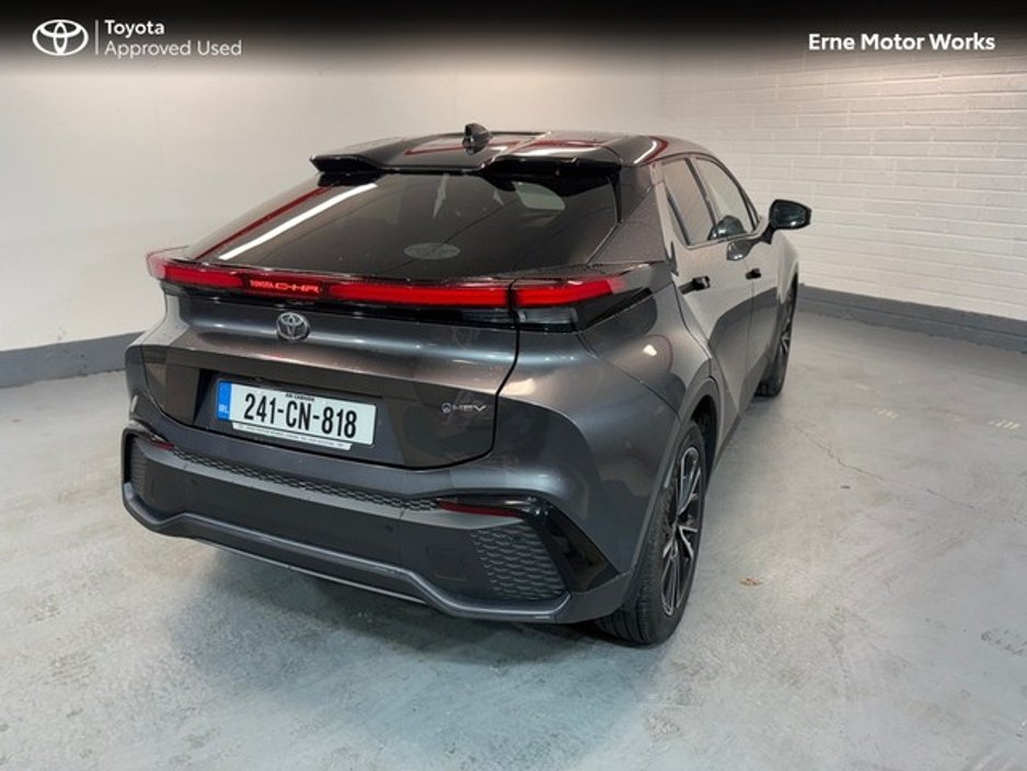 2024 Toyota C-HR - image 14