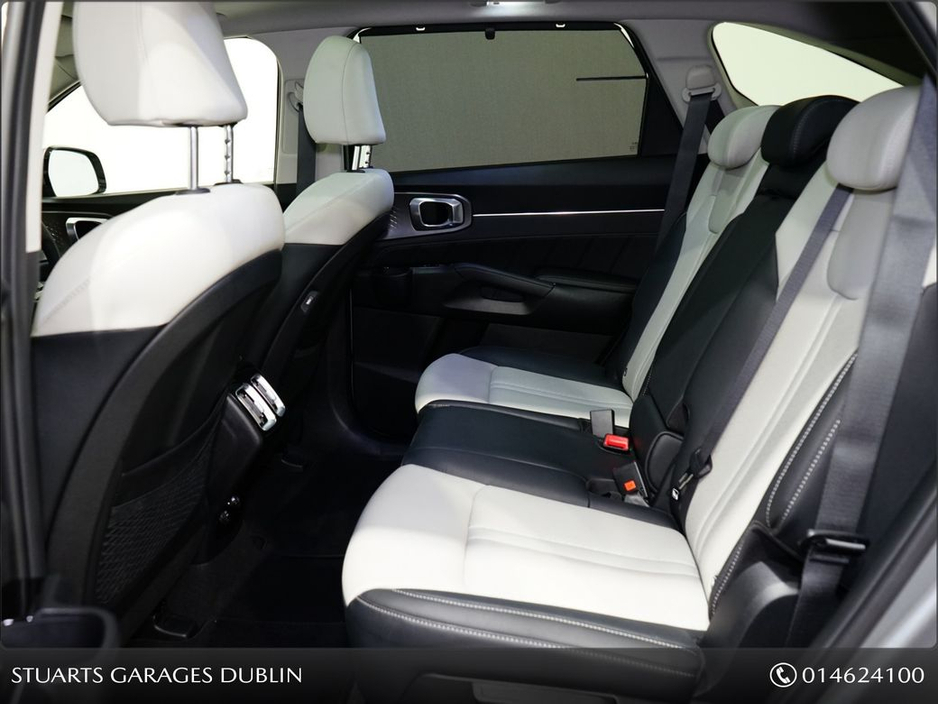 2024 Kia Sorento - image 5