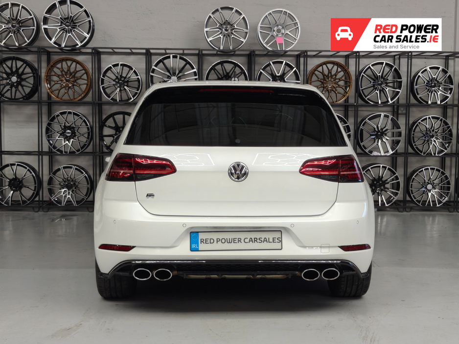 2018 Volkswagen Golf Golf R//Low kms €29,950