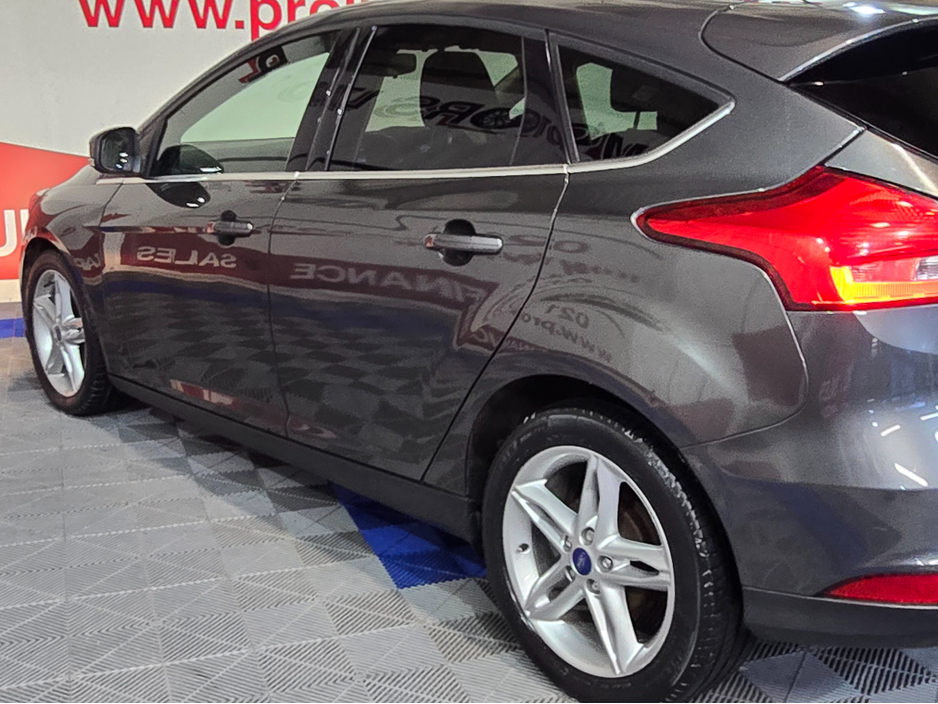 2015 Ford Focus 1.6 TDCI ZETEC €13,995