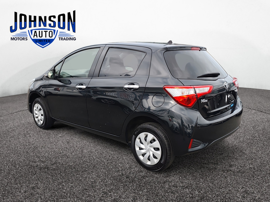 2019 Toyota Vitz - image 5