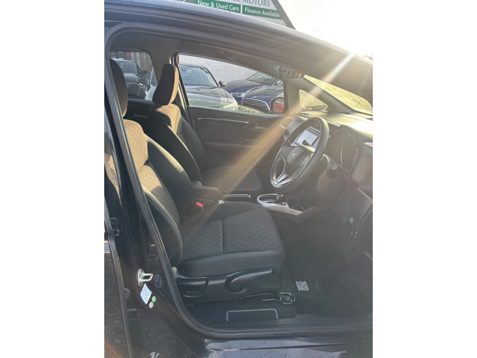 2015 Honda Fit  €9,950