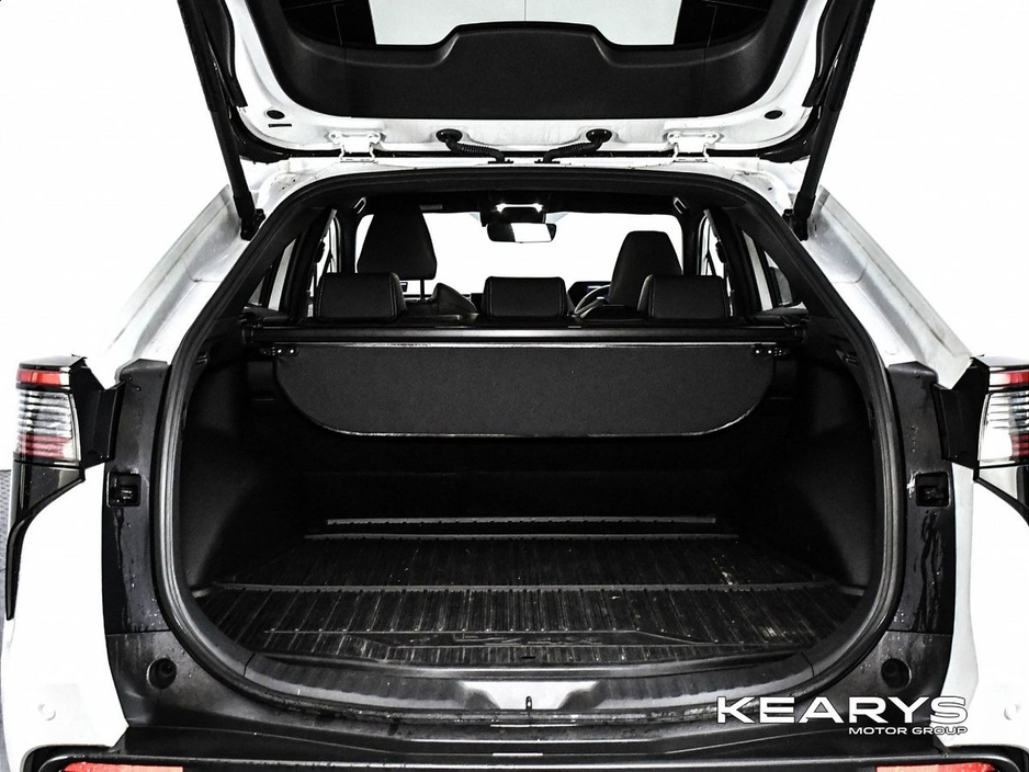 2025 Toyota bZ4X - image 21