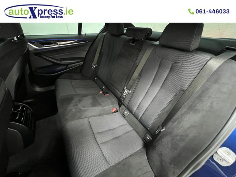 2018 BMW 5 Series - image 4