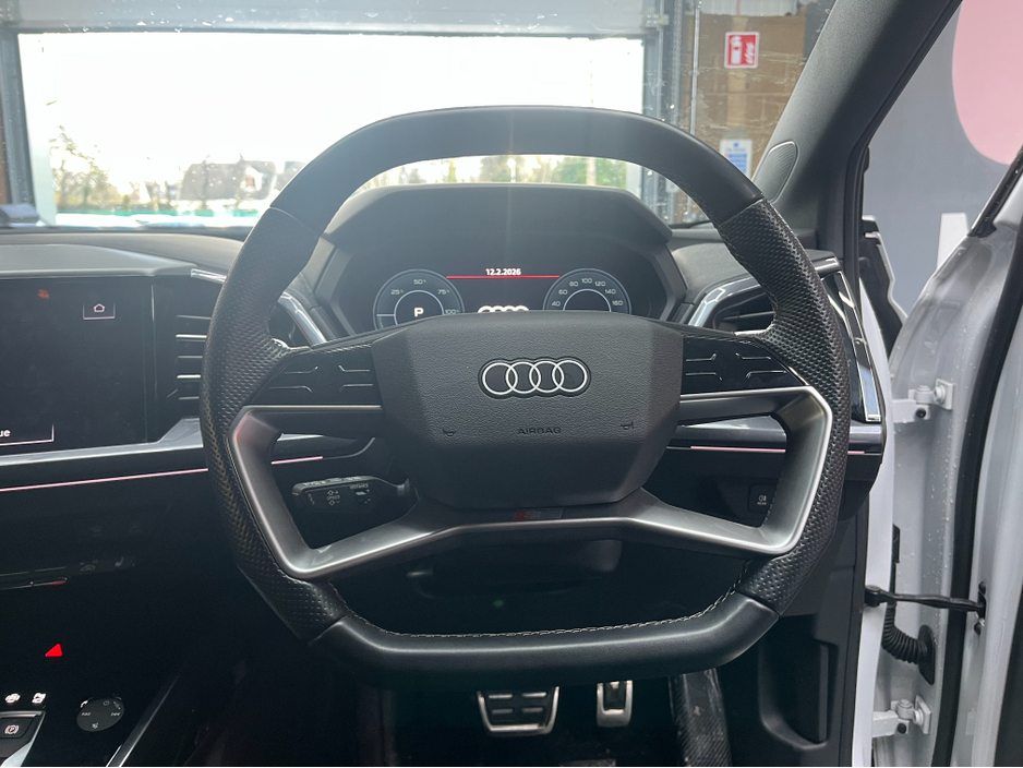 2023 Audi Q4 e-tron €34950 2023 AUDI Q4 E-TRON 40 S-LINE SPORTBACK ELECTRIC AUTOMATIC / CRUISE CONTROL / 360° PARKING CAMERA / HEATED SEATS / PADDLE SHIFTERS / APPLE CARPLAY / AMBIENT LIGHTS €34,950