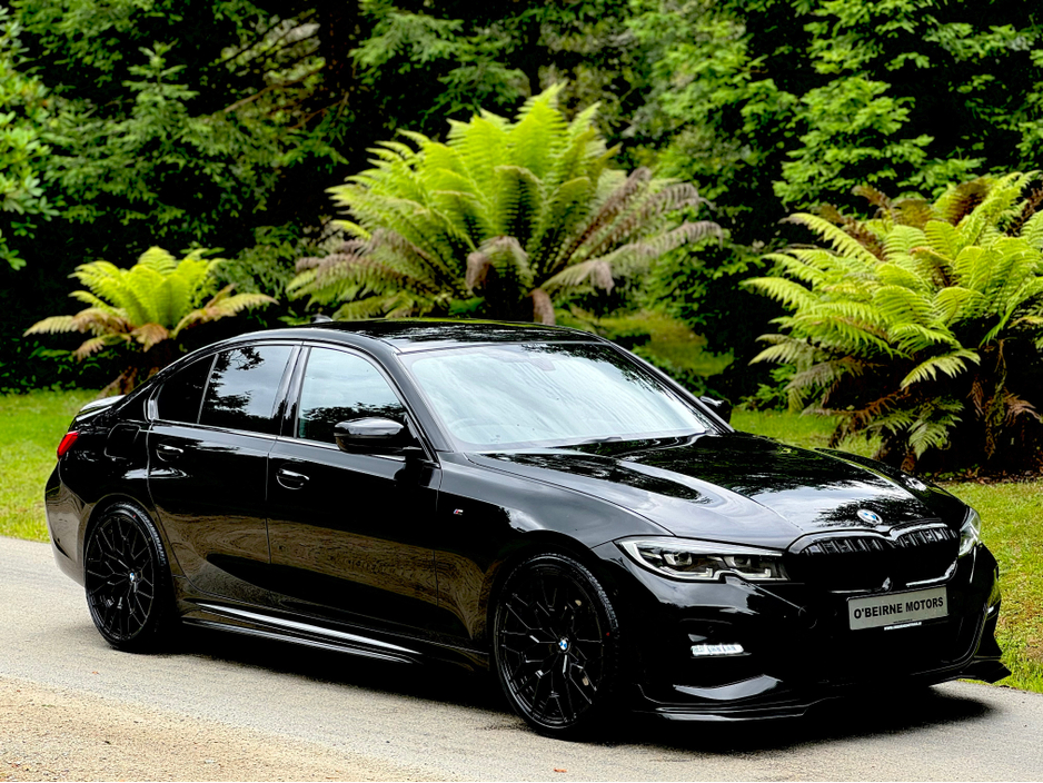 2022 BMW 3 Series - image 44