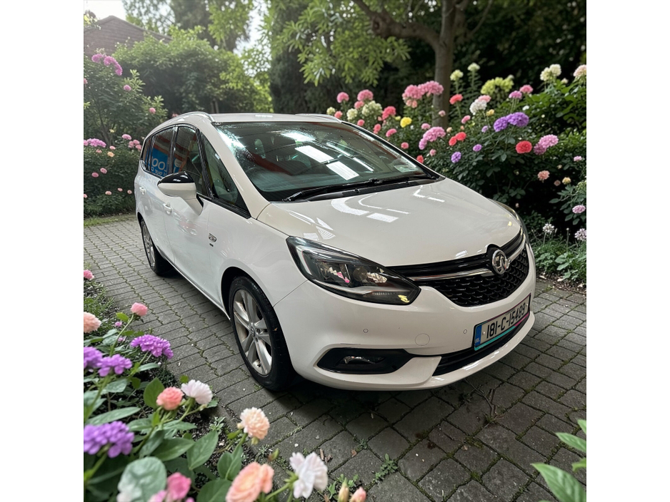 2018 Vauxhall Zafira - image 17