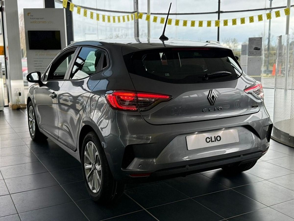 2026 Renault Clio Hybrid /Petrol 145 BHP EVOLUTION €31,195
