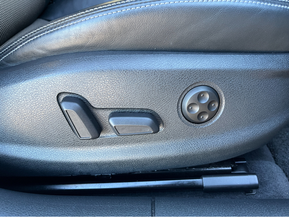 2018 Audi A3 S-LINE HATCHBACK AUTOMATIC 1.4 PETROL //HIGH SPEC//LOW MILES//HALF LEATHER HEATED SEATS//FULL ELECTRIC DRIVERS SEAT//REVERSE CAMERA//KEYLESS ENTRY//ADAPTIVE CRUISE CONTROL// €21,950