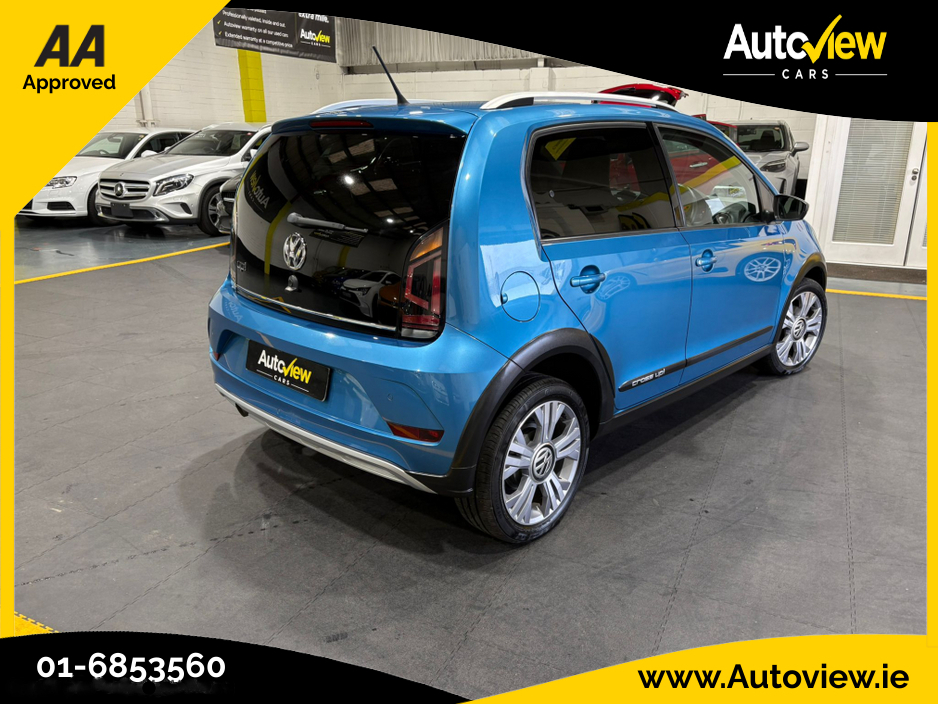 2019 Volkswagen up! - image 10