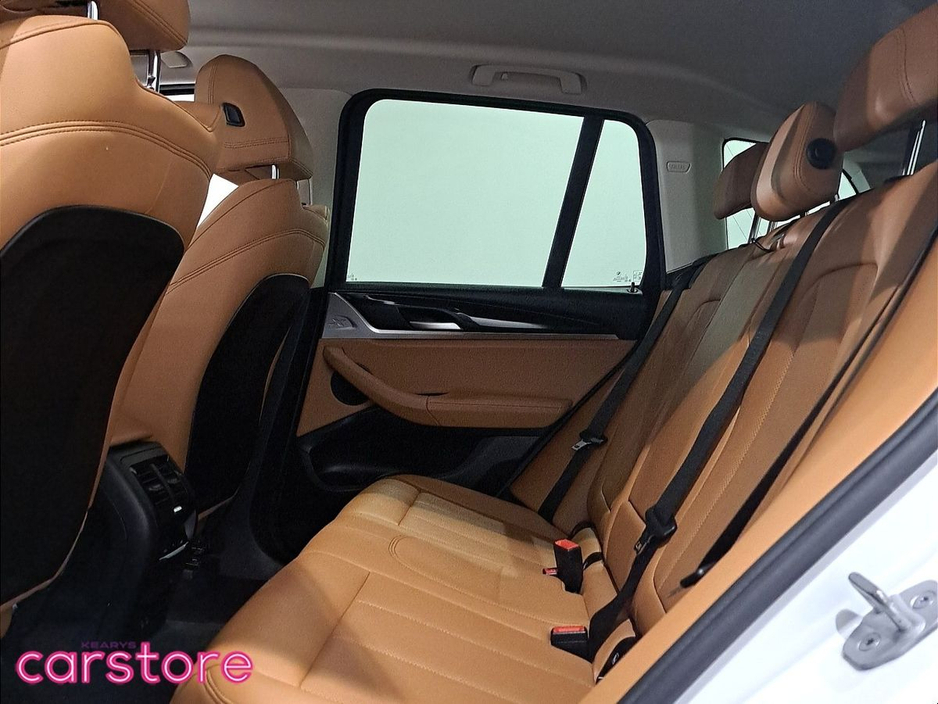 2023 BMW X3 - image 10