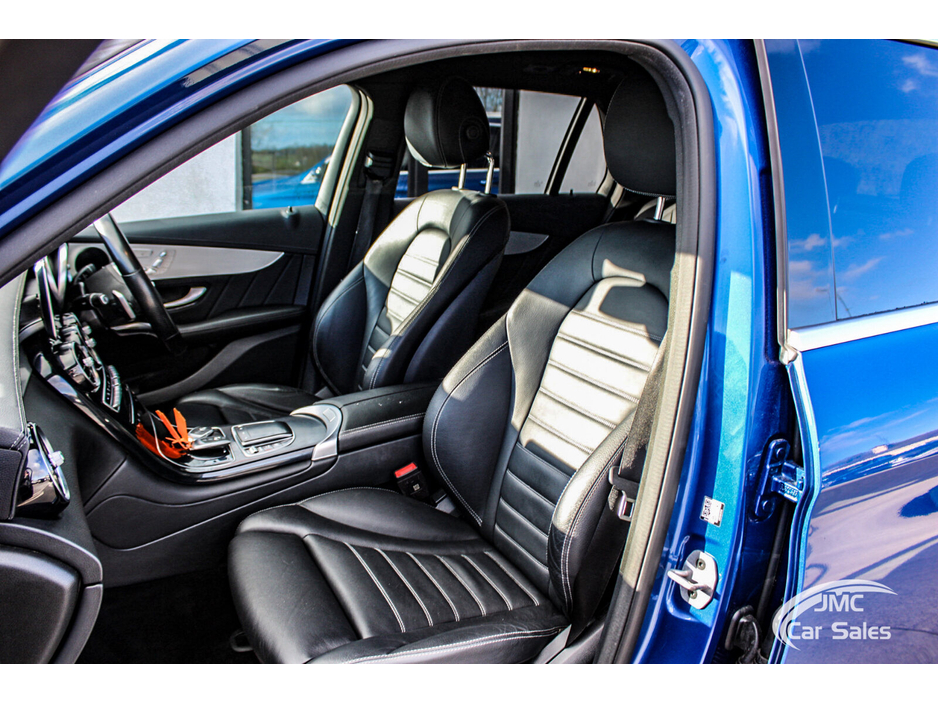 2022 Mercedes-Benz GLC Class - image 24