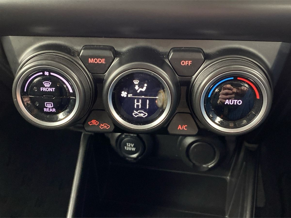 2022 Suzuki Swift - image 20