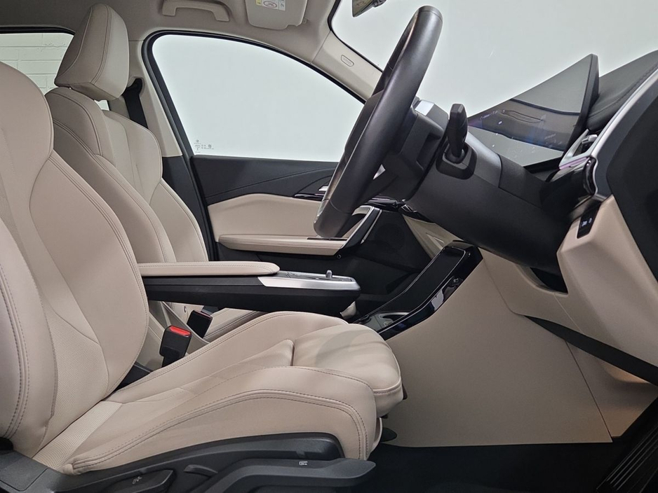 2024 BMW iX1 - image 12